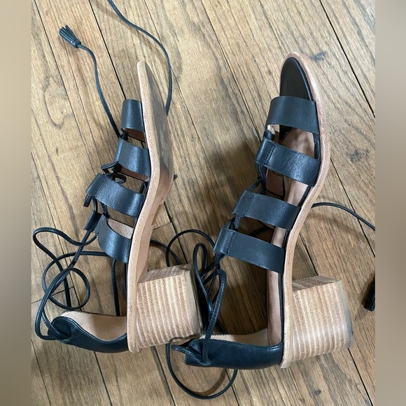 Madewell size 9 block heel gladiator style sandals - Picture 6 of 6